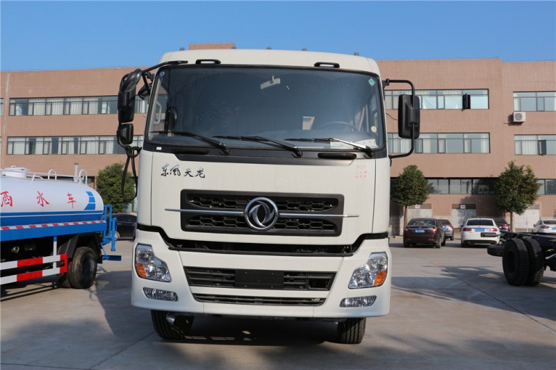 東風天龍20-25噸灑水車